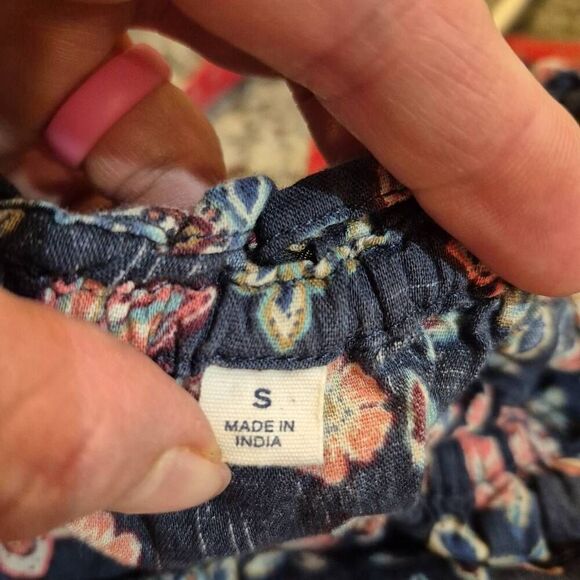 Gap Women's Navy Cotton/Rayon Floral Peasant Boho Top - Picture 4 of 11